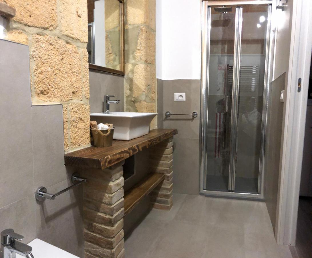Fronte Duomo Apartment *